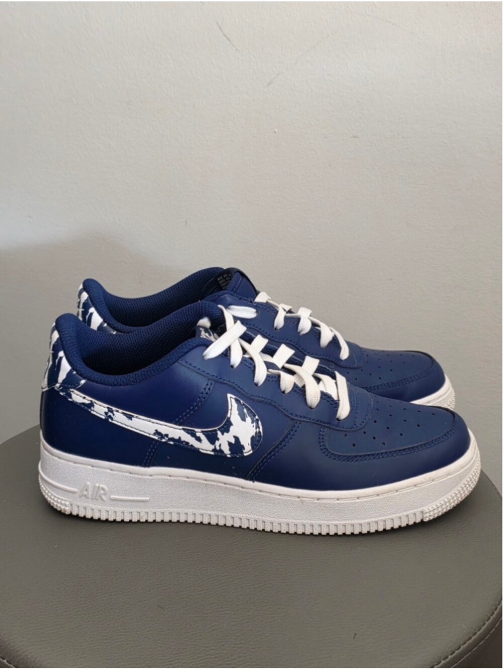 Nike Air Force 1 LV8 1 GS Splatter Swoosh Blue Void Sneakers 8.5 W | 6.5 Youth - Picture 4 of 10